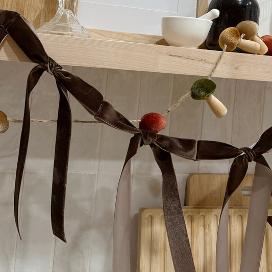 Brown Velvet Bow Garland