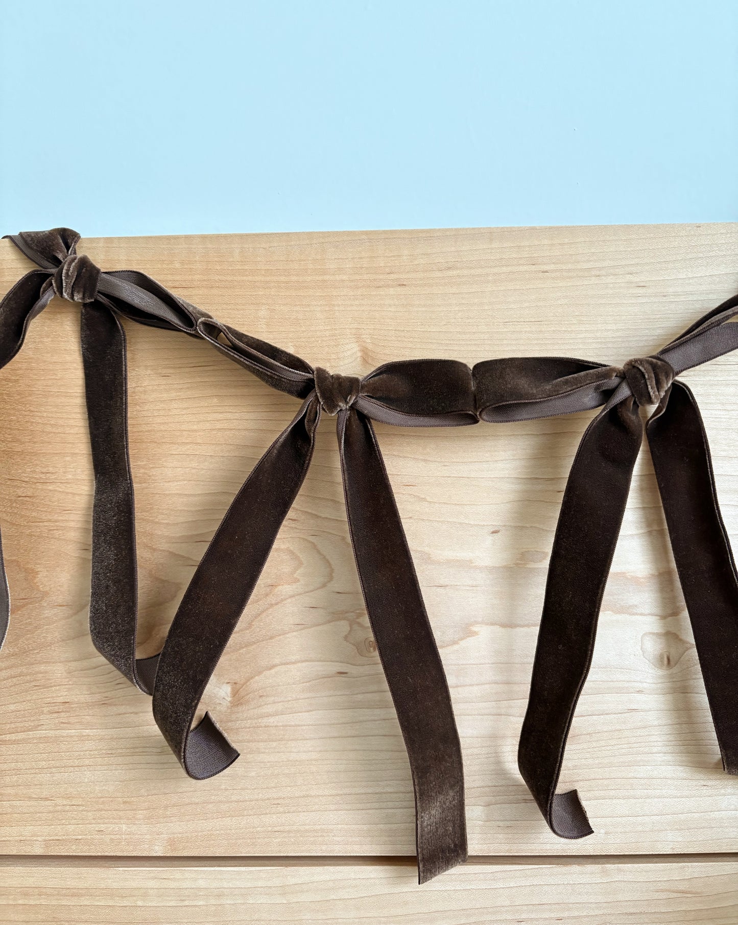 Brown Velvet Bow Garland